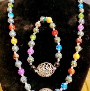 Stretch necklace and bracelet set